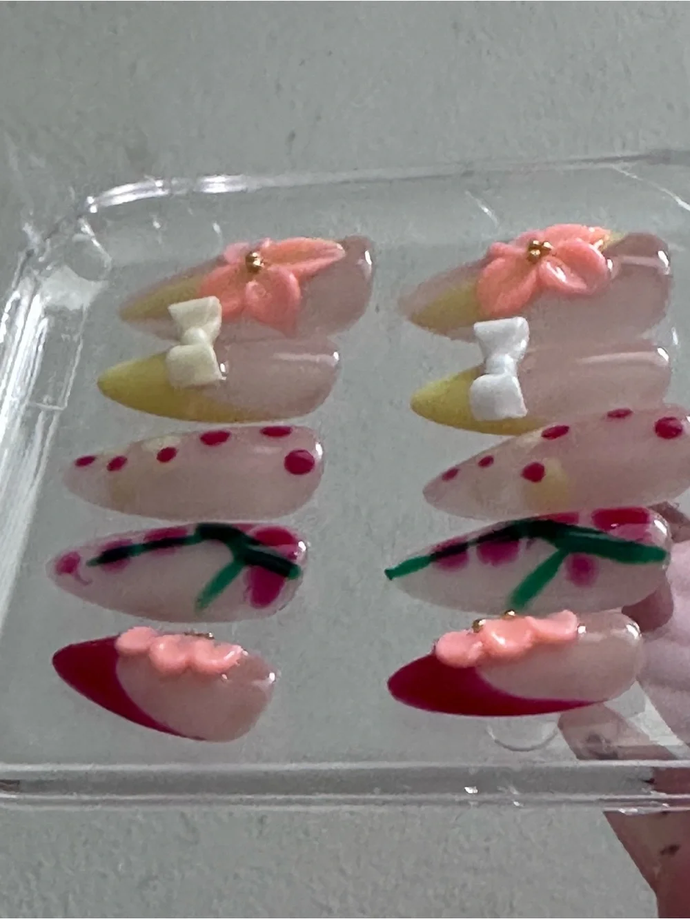 Handmade 3D Floral & Bow Press-On Nails / Almond Shape / Coquette Nail Art cat e